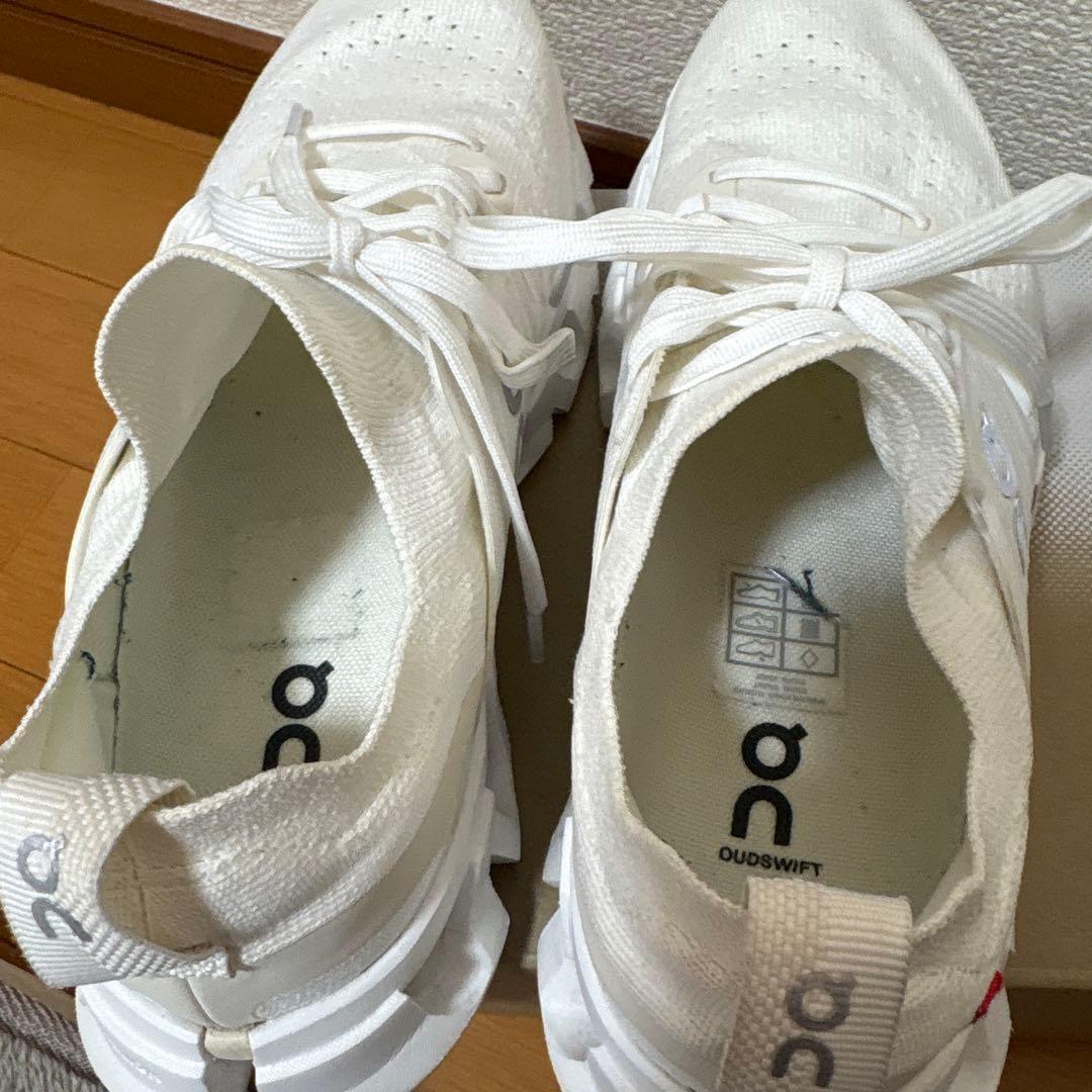 On Cloudswift 4 レディース　24センチ　ランシュー