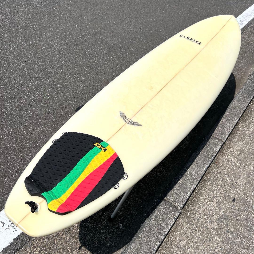 美品　サーフボード　6’10ft ファンボード　めちゃ乗りやすい　GABDIFF