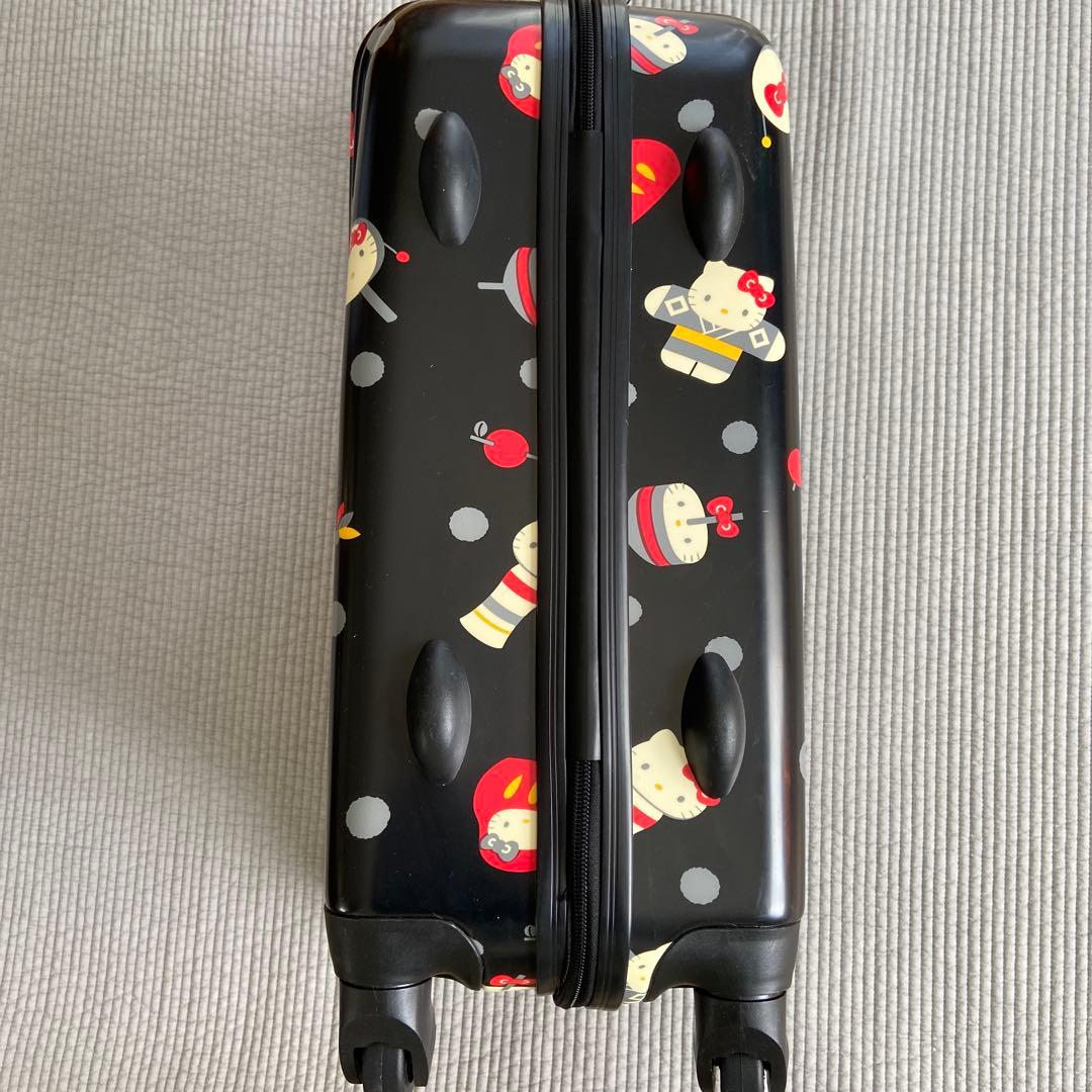 新品　ハローキティ　スーツケー S 35L 和柄　機内持ち込み可　TSAロック