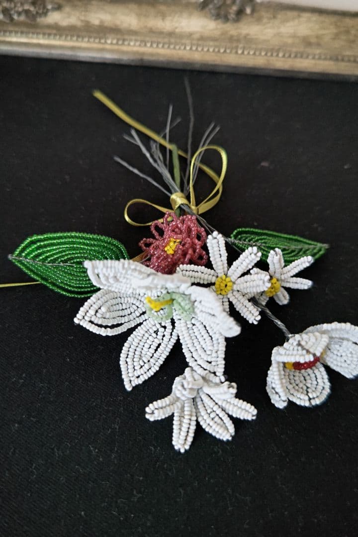 アンティーク　ビーズフラワー　フレンチビーズフラワー　H.P.DECO