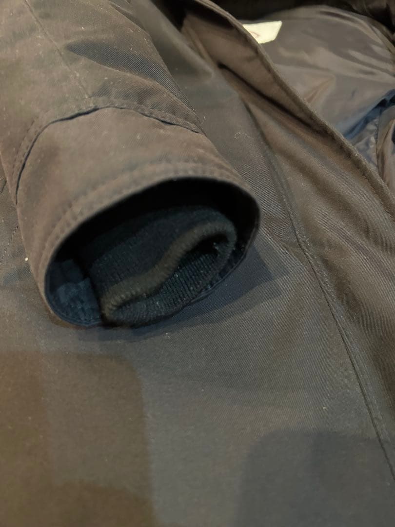 PYRENEX ファー付き ダウンジャケット 美品　ブラック　JP38