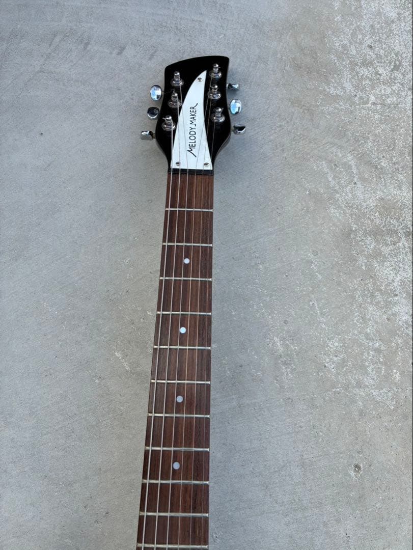 リッケンバッカータイプ　セミアコ