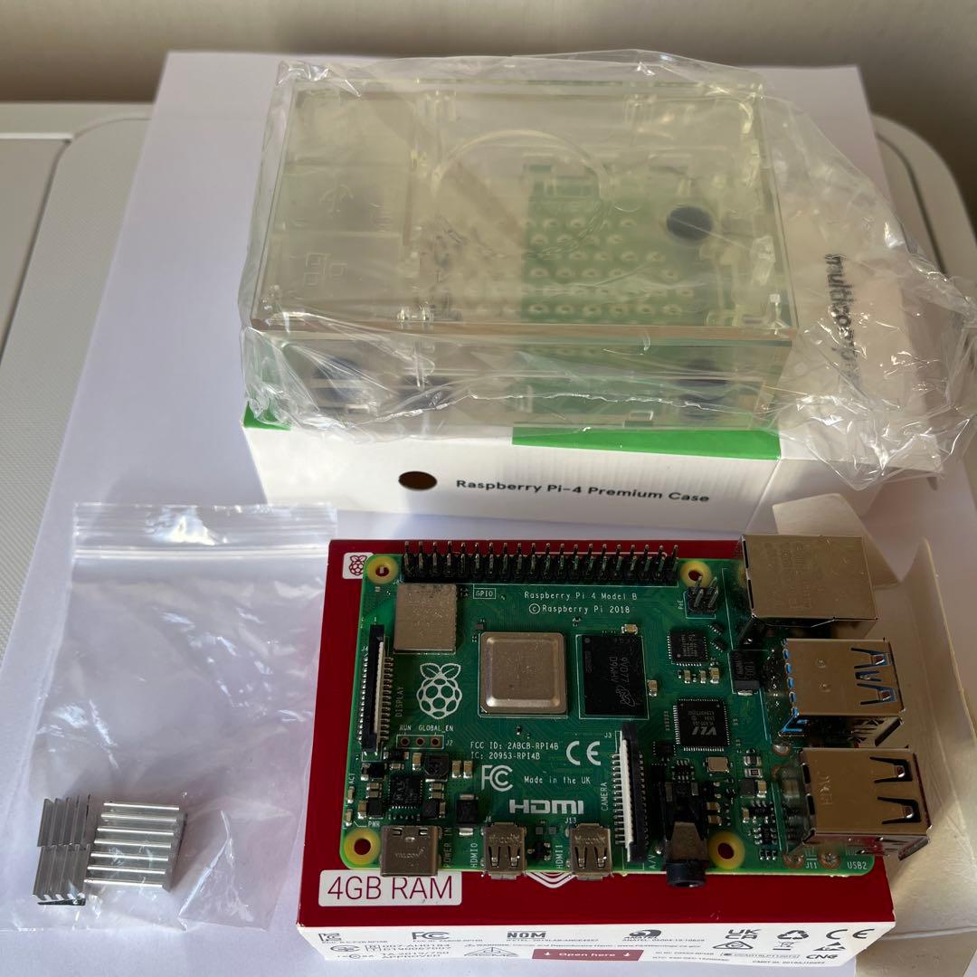 中古、作動確認済み　Raspberry Pi 4-4G ケース　ヒートシンク付き