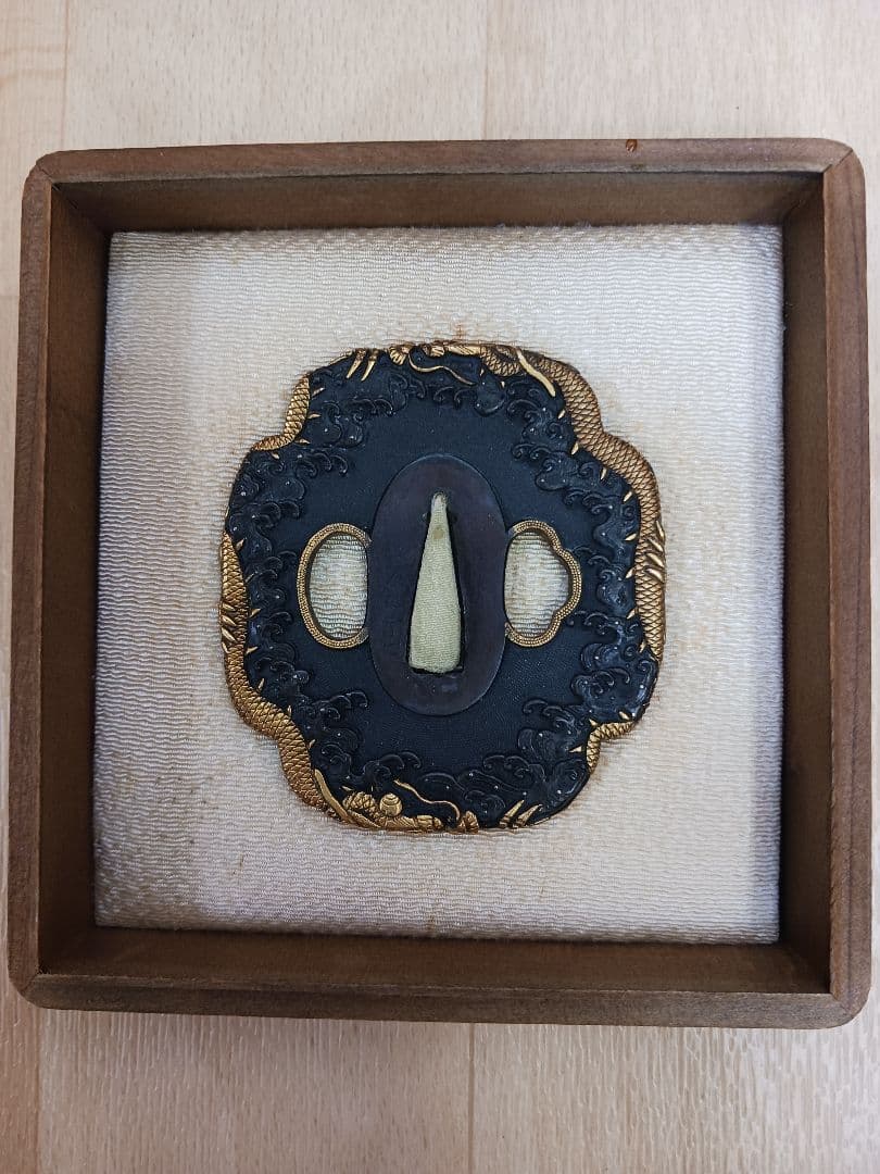 時代物　後藤仙乗作　鍔　鐔　波龍図　刀装具