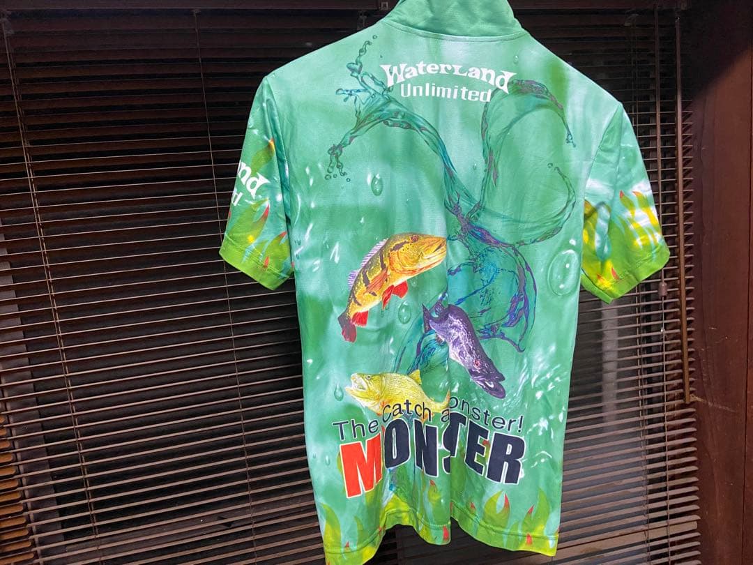 ウォーターランド Tシャツ