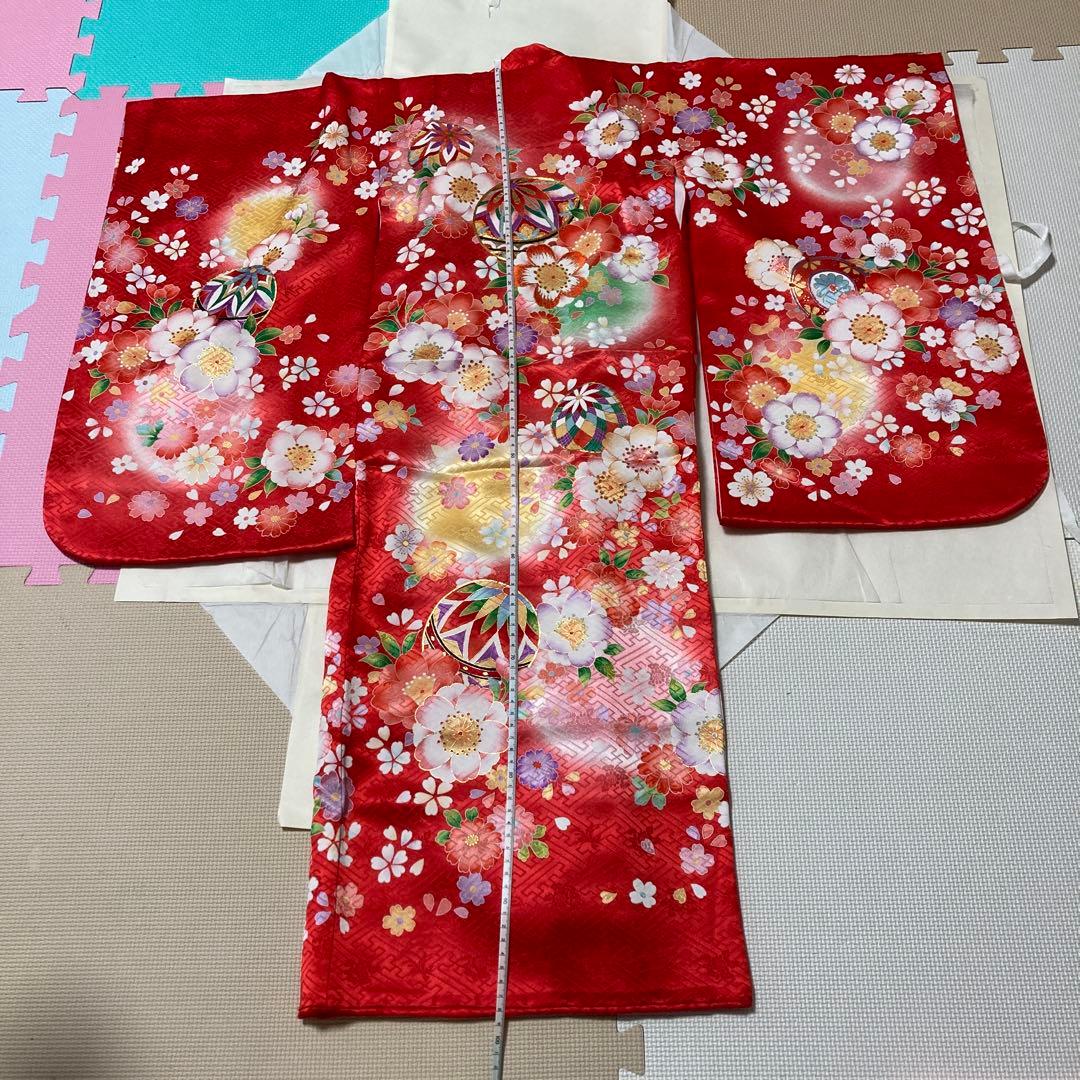 マリーです！　七五三用 赤色花柄と鞠柄の着物　長襦袢セット