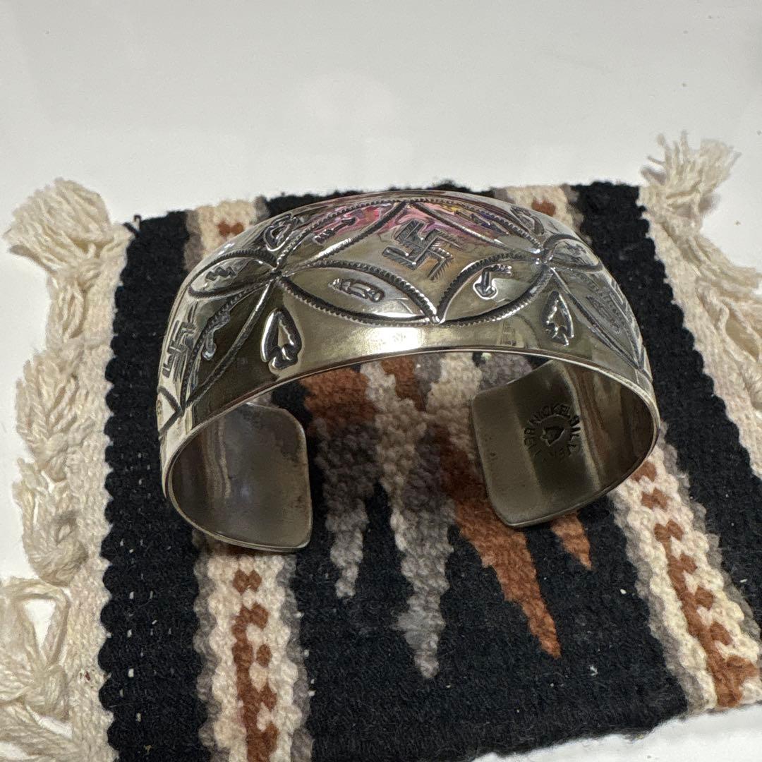 インディアンjewelry ナバホ族　スタンプサイズ 雰囲気抜群！