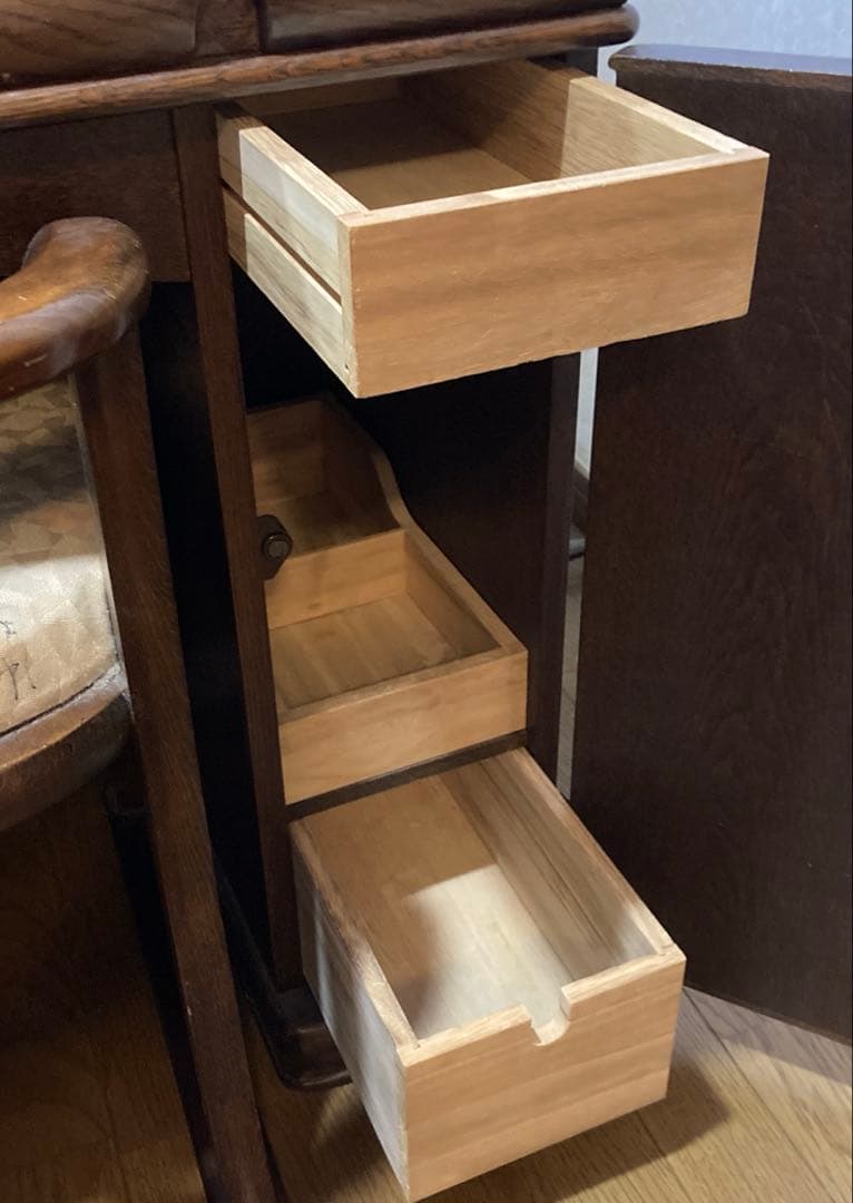 ⭐︎最終値下げ⭐︎ドレッサー 鏡台 アンティーク ブラウン 木彫り