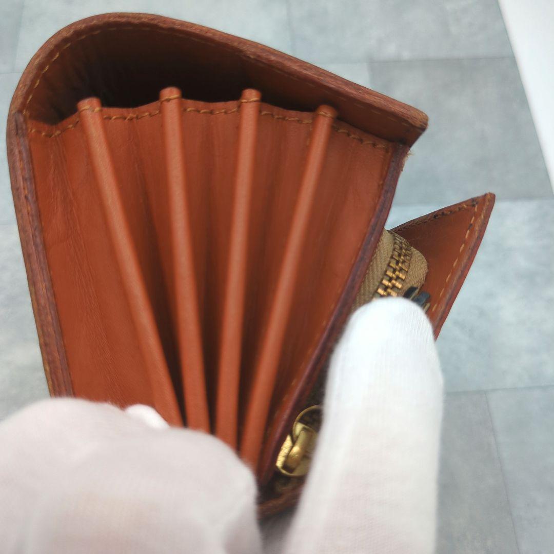 極美品✨フェリージ 長財布 コロコロ クロコ型押し レザー紺　定価86900円✨