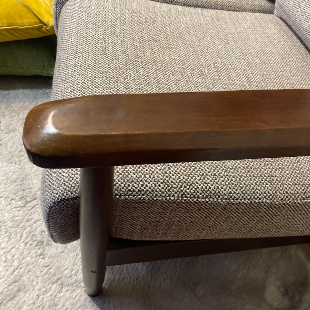 ニトリ、3人掛け布張りソファ