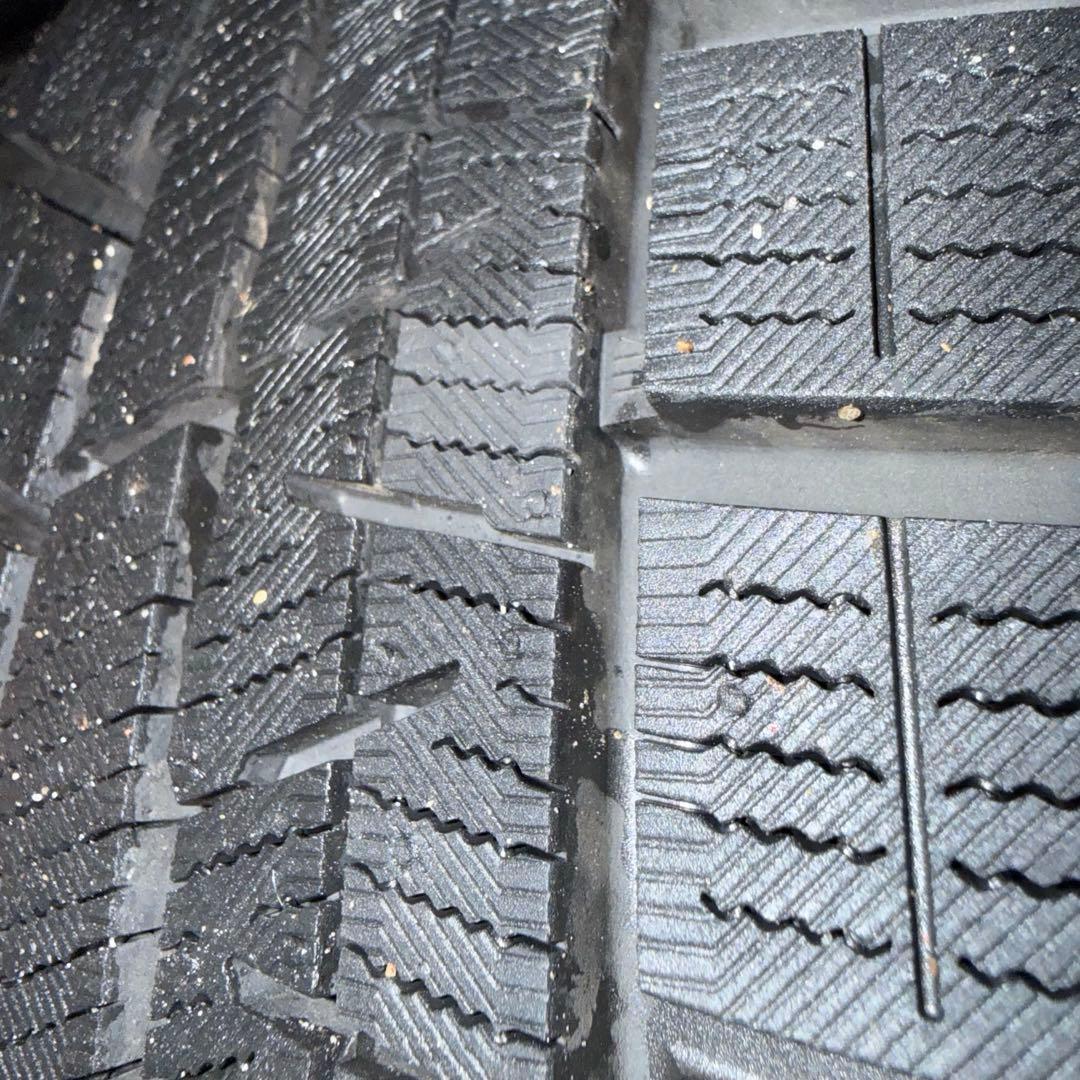 送料込み！ WR-V 215/60R16スタッドレス ヨコハマ　アイスガード