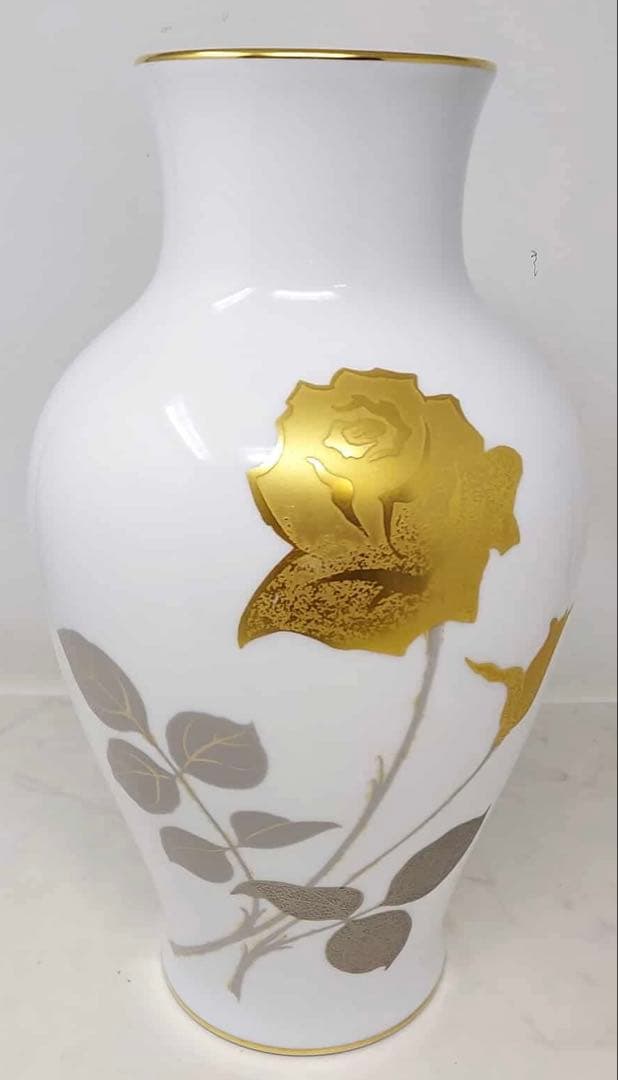 大倉陶園 花瓶 金蝕バラ 35cm