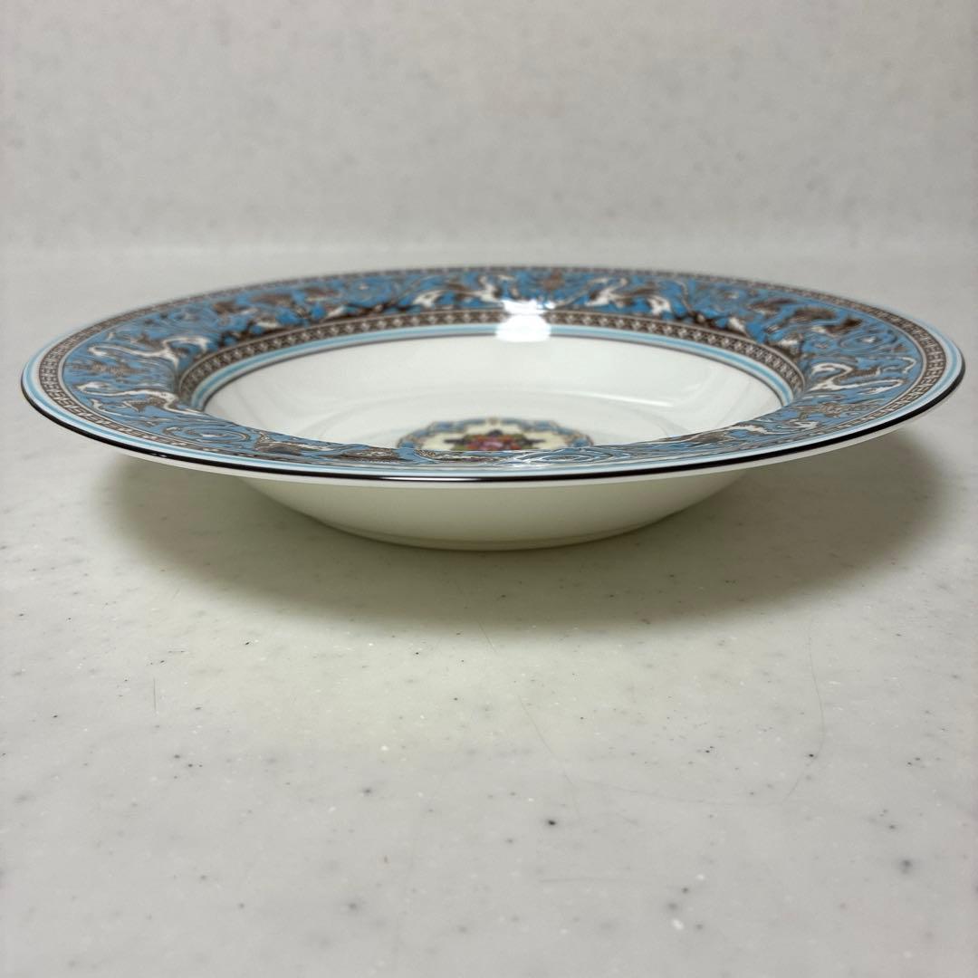 【美品】ウェッジウッド　フロレンティーンターコイズ　スープ皿20.5cm 黒壺