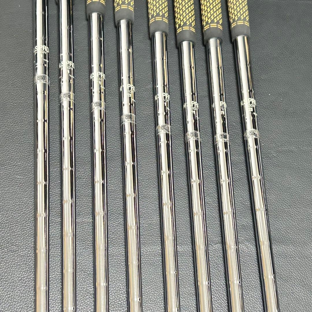 スリクソン GiE アイアン 8本セット NSPRO950GH S