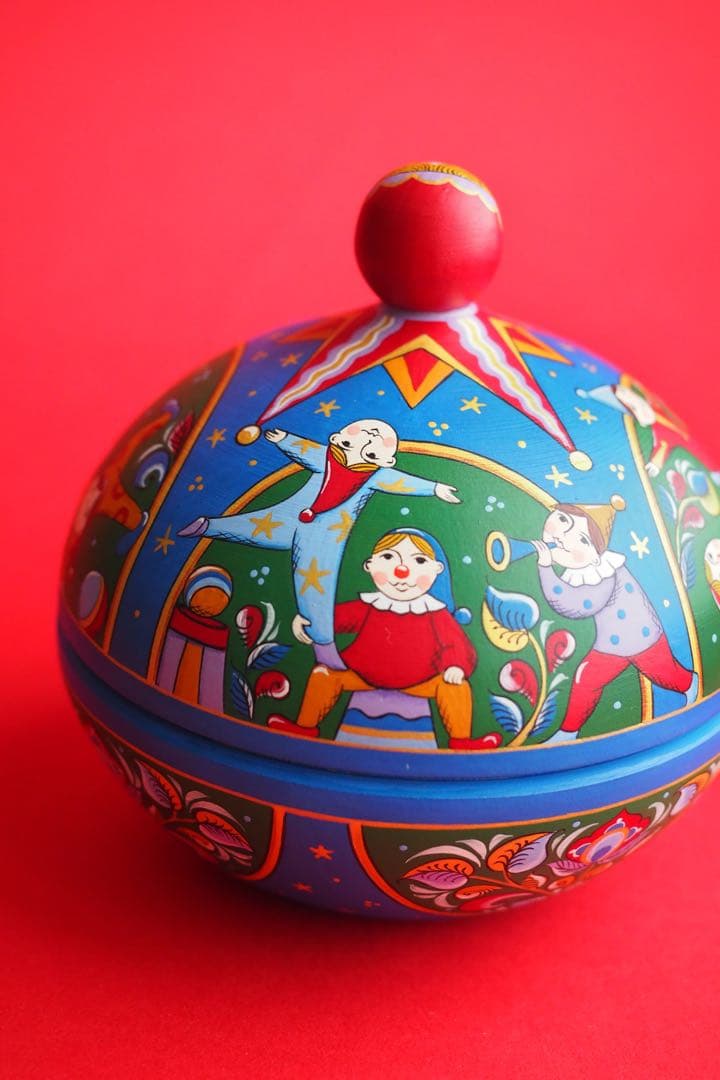 ロシア雑貨☆『ロシアのサーカス』ピエロの円形収納Boxマトリョーシカ オリガ新作