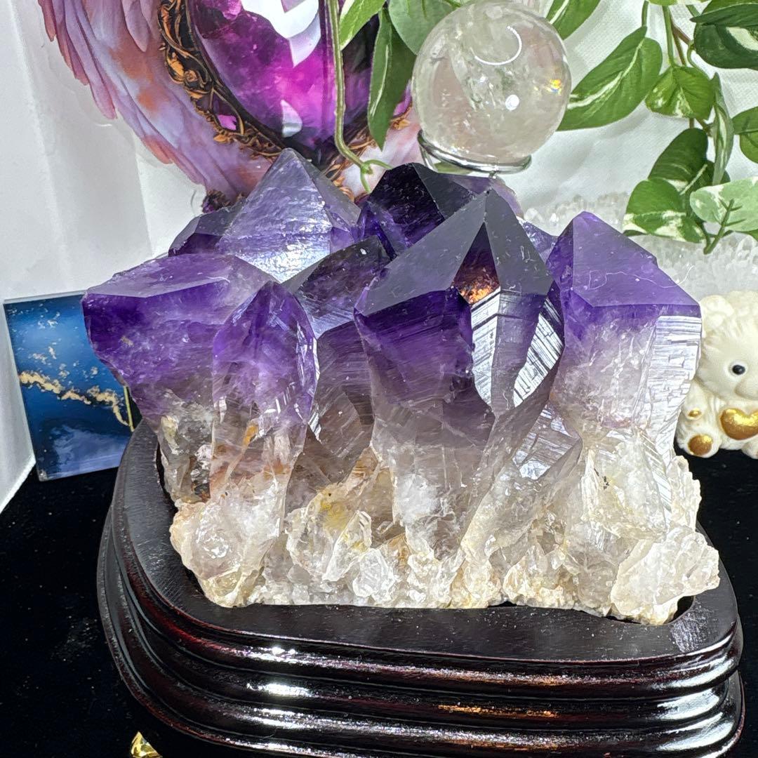 希少♡コンゴ産アメジストポイントクラスター♡1.5kg超えNo.1372 原石