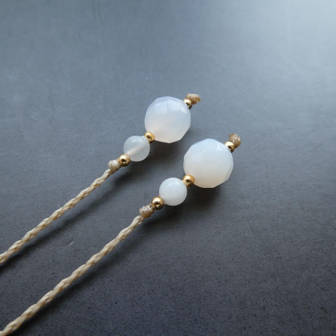 ヘミモルファイトとムーンストーン、のマクラメネックレス