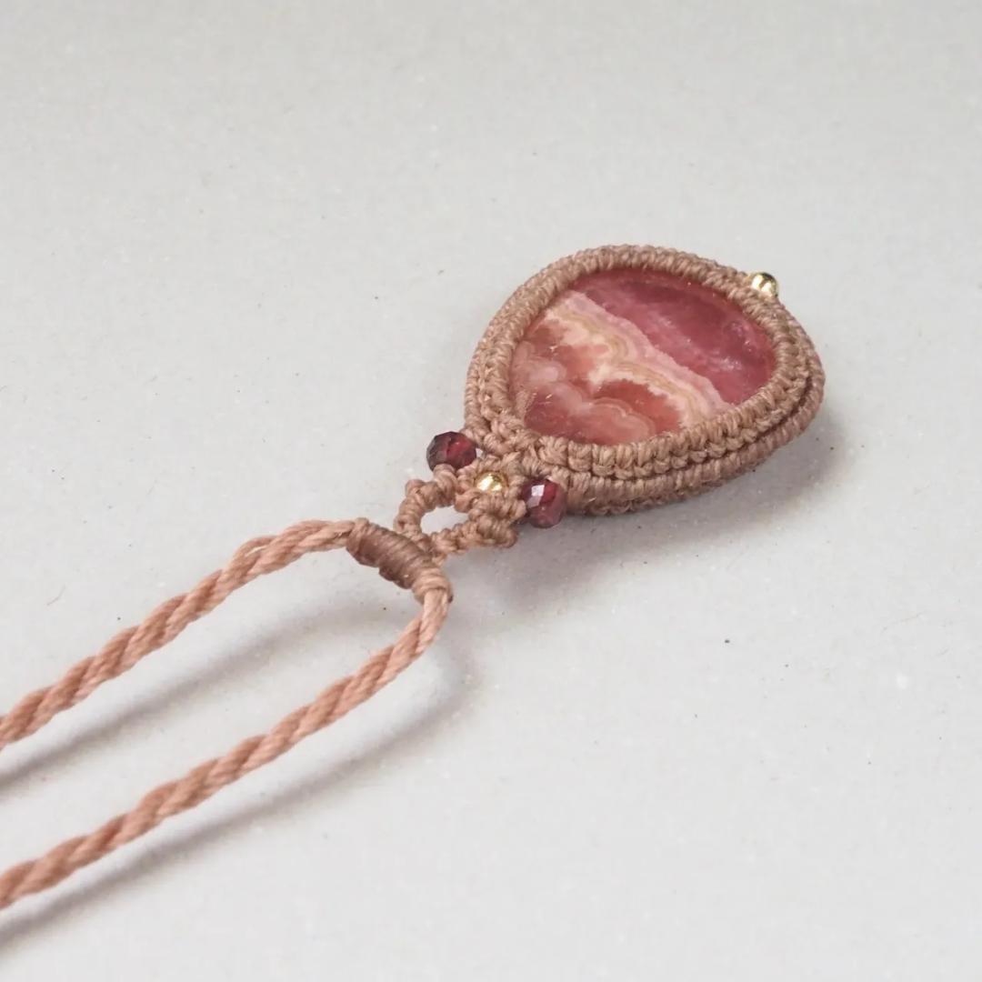 ロードクロサイト / インカローズ マクラメ ネックレス