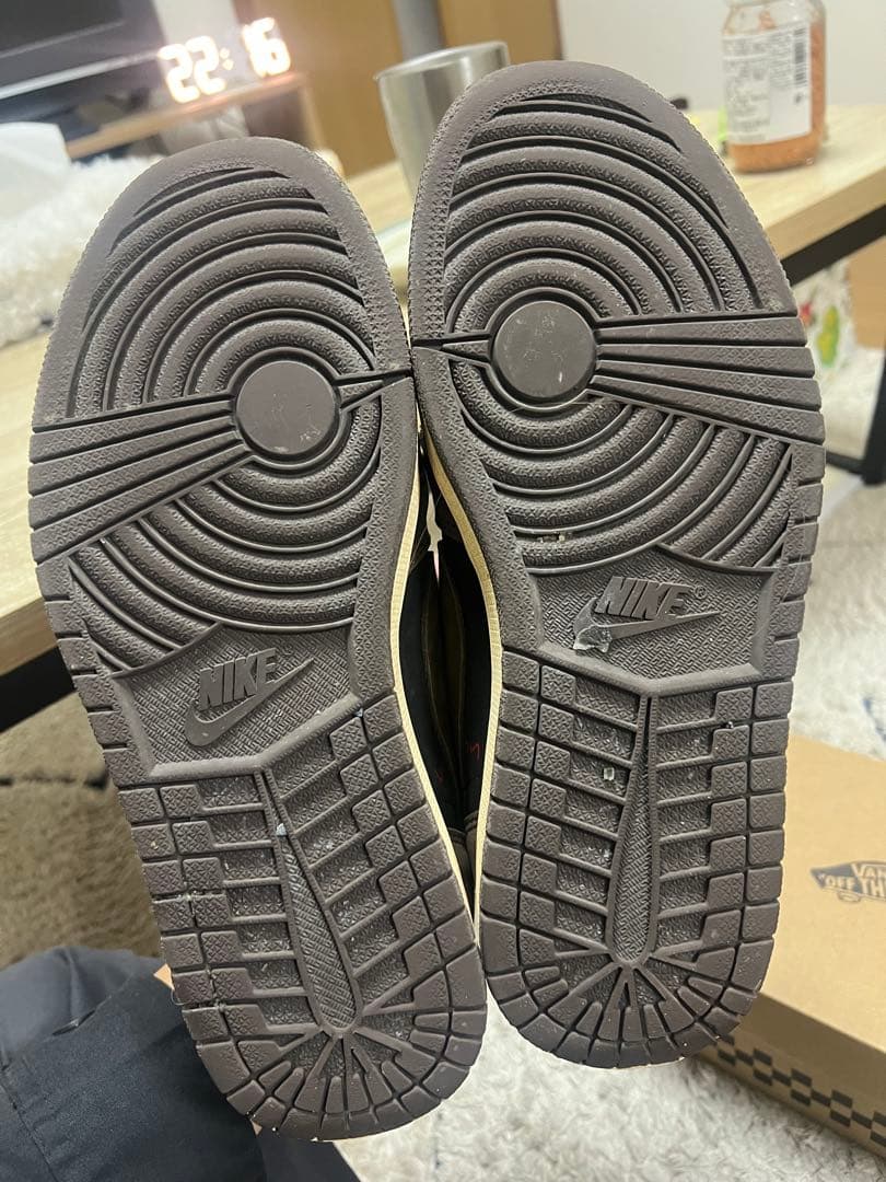 NIKEナイキ×トラビススコットtravis ダークモカ　スニーカー