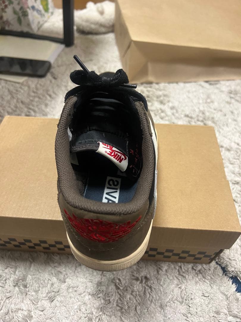 NIKEナイキ×トラビススコットtravis ダークモカ　スニーカー