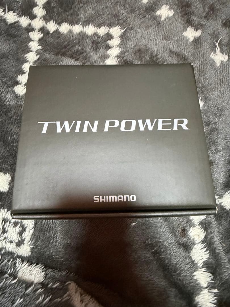 SHIMANO 24TWIN POWER 2500S ツインパワー
