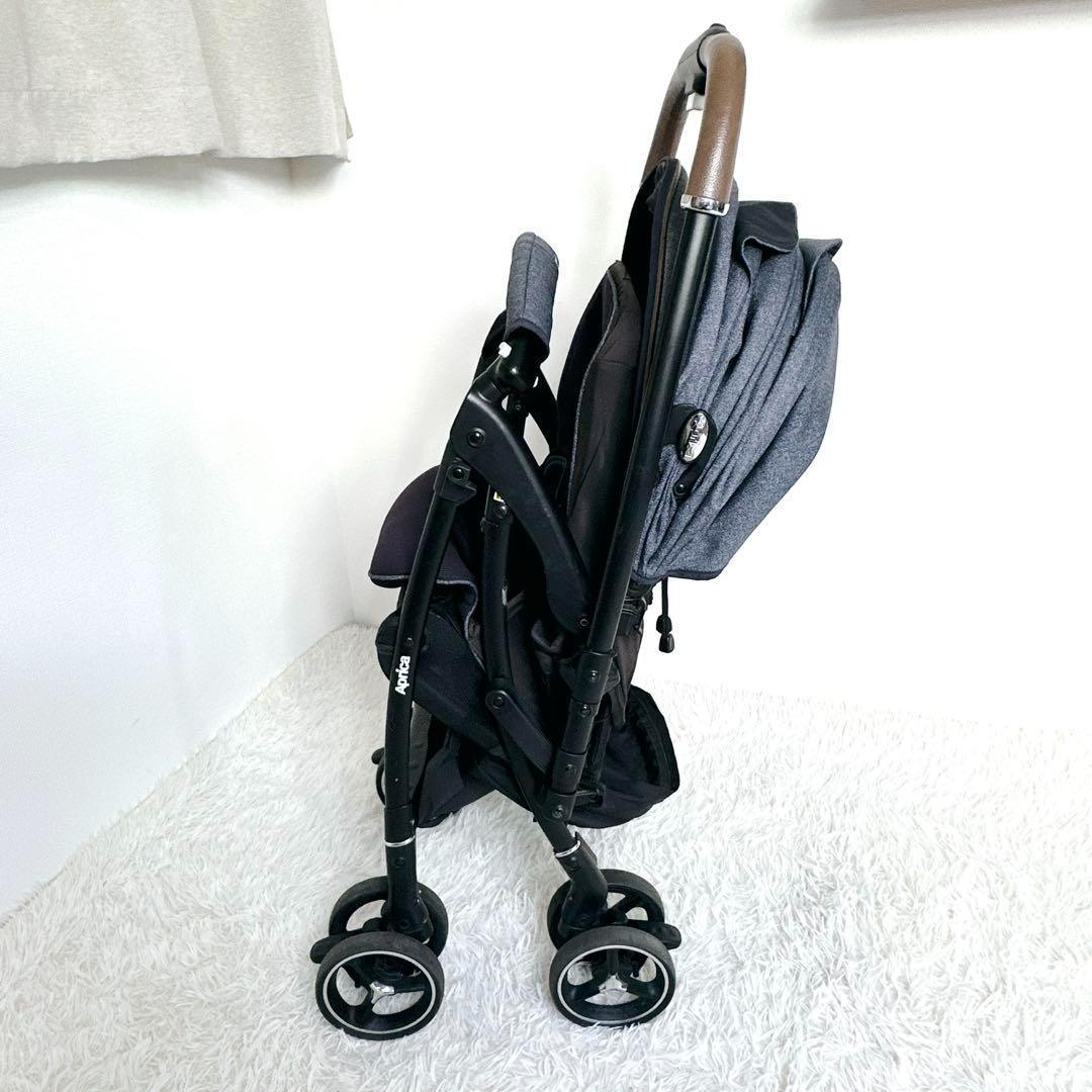 【美品】　Aprica アップリカ　ラクーナクッションフリー　デニム　2021年