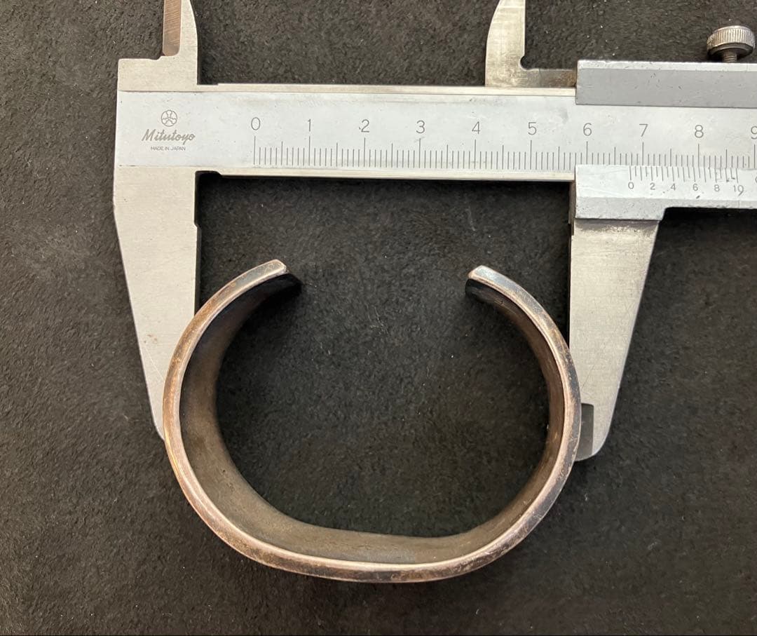 NAVAJO スターリングシルバー バングル