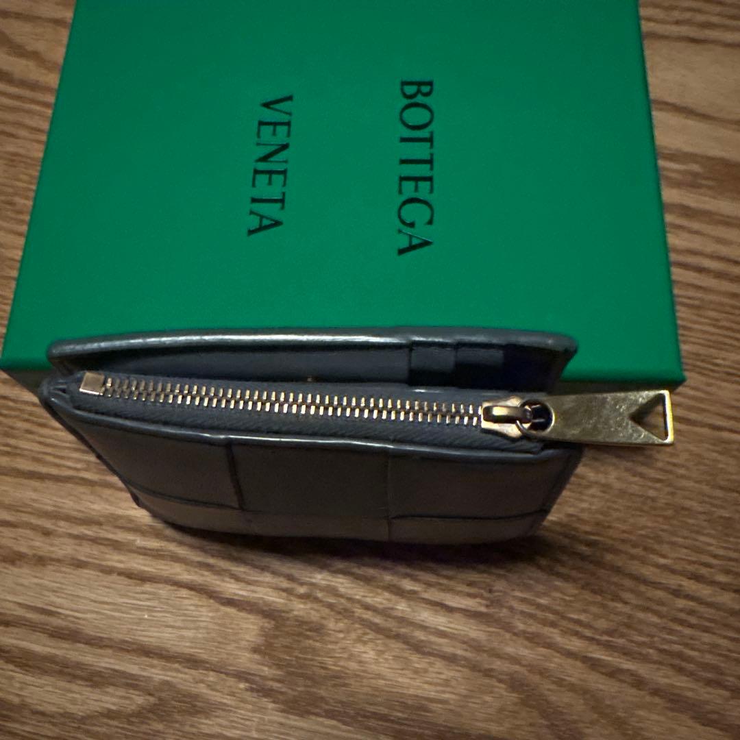 ボッテガヴェネタ　カセットスモール二つ折りウォレット　サンダー