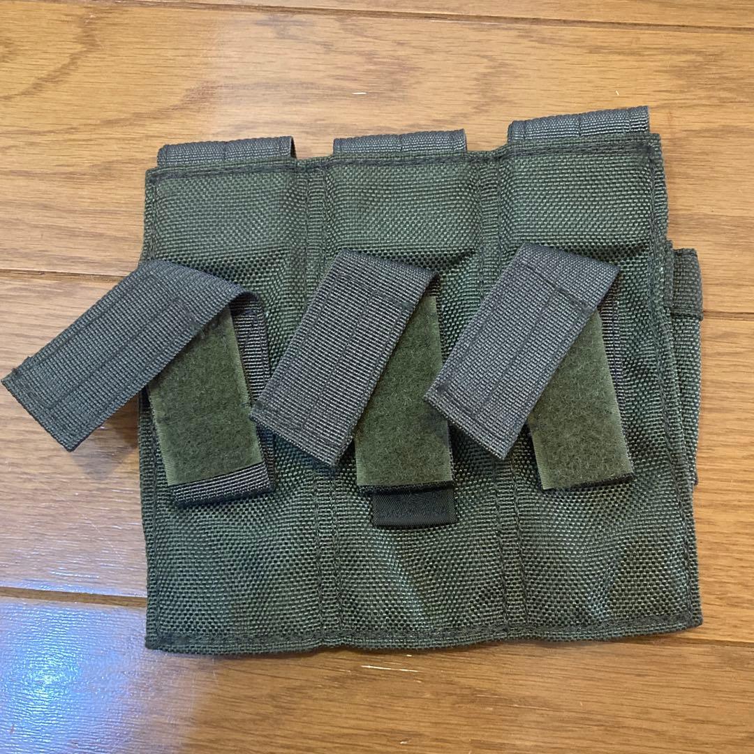 実物 EAGLE ピストル トリプル マグポーチ OD