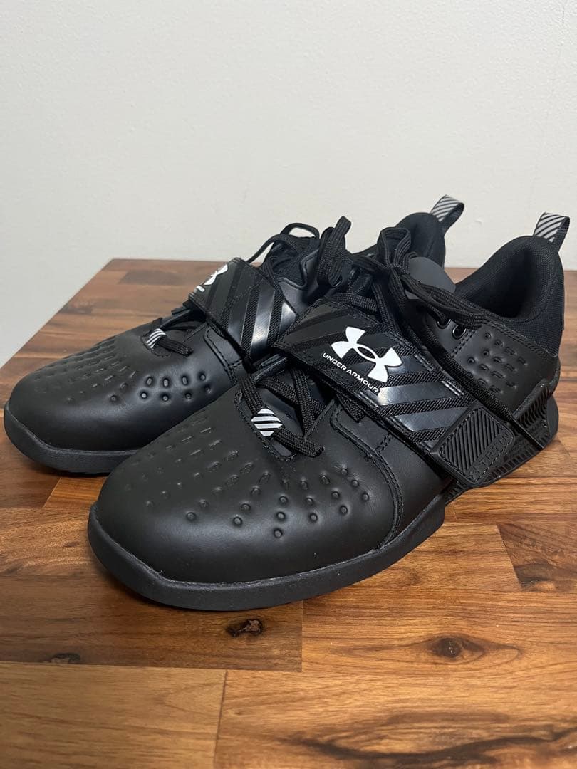 アンダーアーマー　ウエイトリフティングシューズ　スクワットシューズ