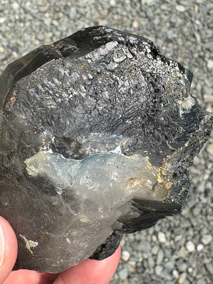 【匿名発送】リーベカイト内包ザギマウンテンクォーツ