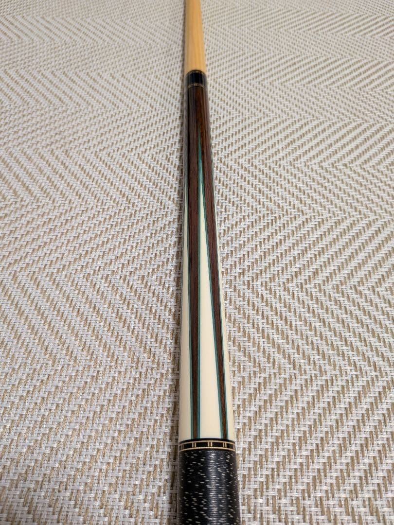 ビリヤードキュー ADAM AD-9N レザーケース付き