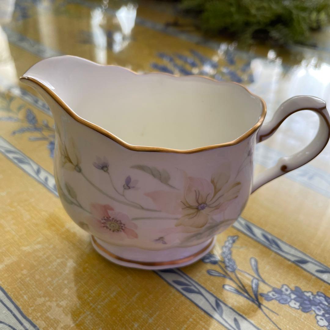 ナルミボーンチャイナ　パステルカガーデン