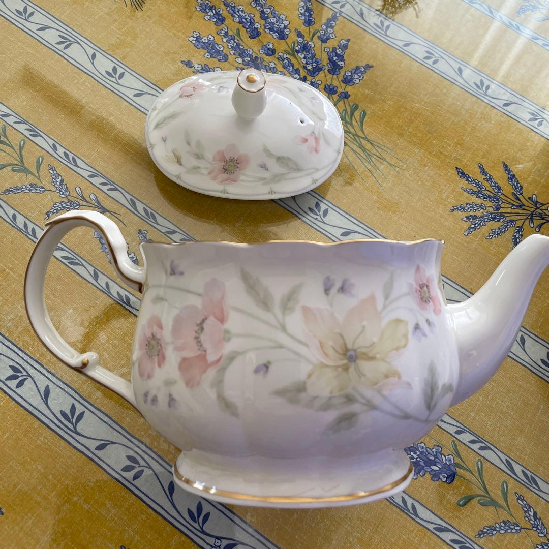 ナルミボーンチャイナ　パステルカガーデン