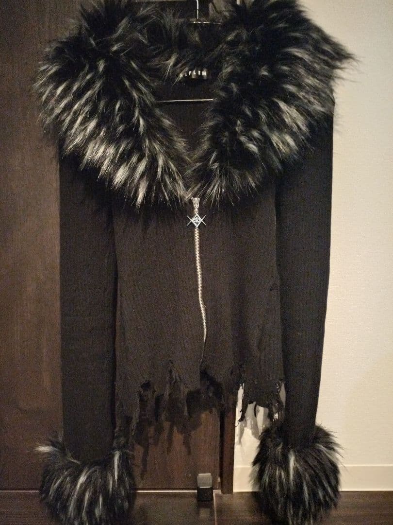 REFLEM【レフレム】ファー付きジップニットカーディガン