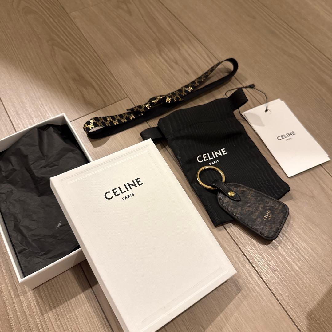 セリーヌ　CELINE キーホルダー　キーリング　トリオンフ(両面柄)