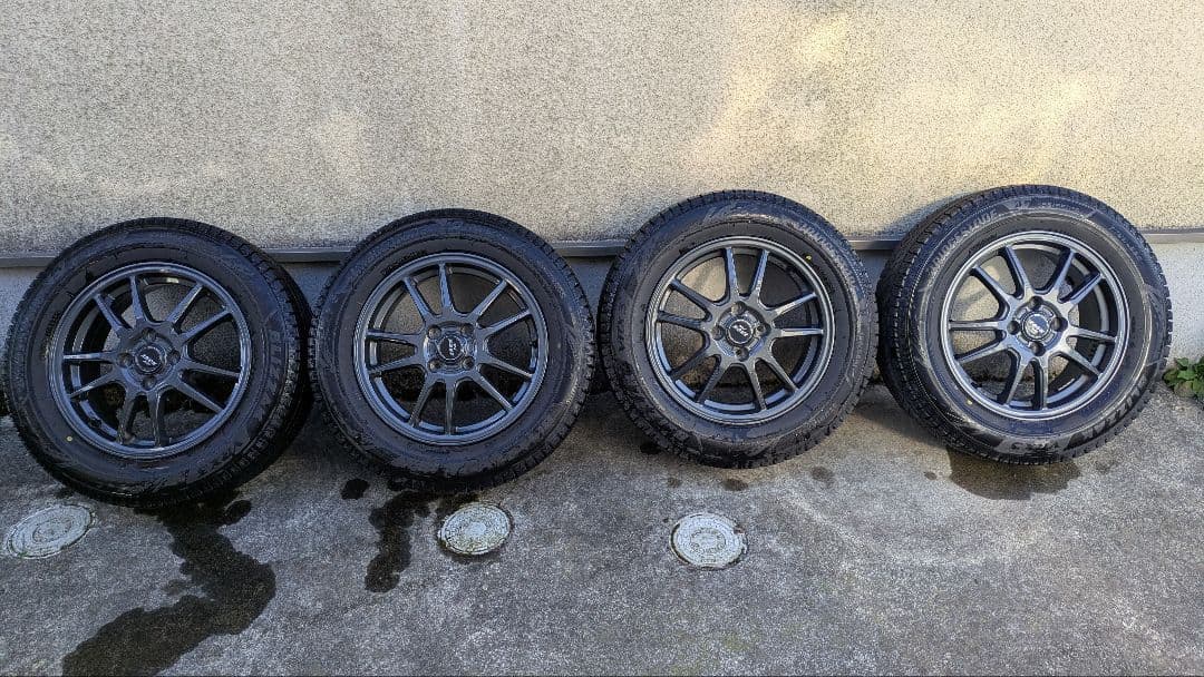185/65R15 スタッドレスタイヤ