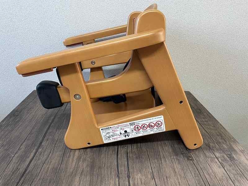 ②【美品】コンビ　ブースターシート　BU11　幼児補助イス