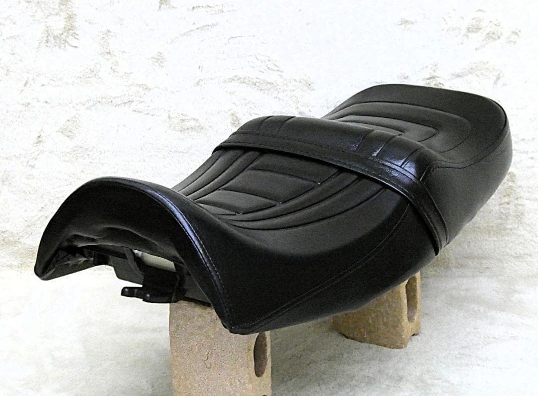 NC39 NC42 シート ＣＢＸ純正パターン 黒/CB400SF 400SB