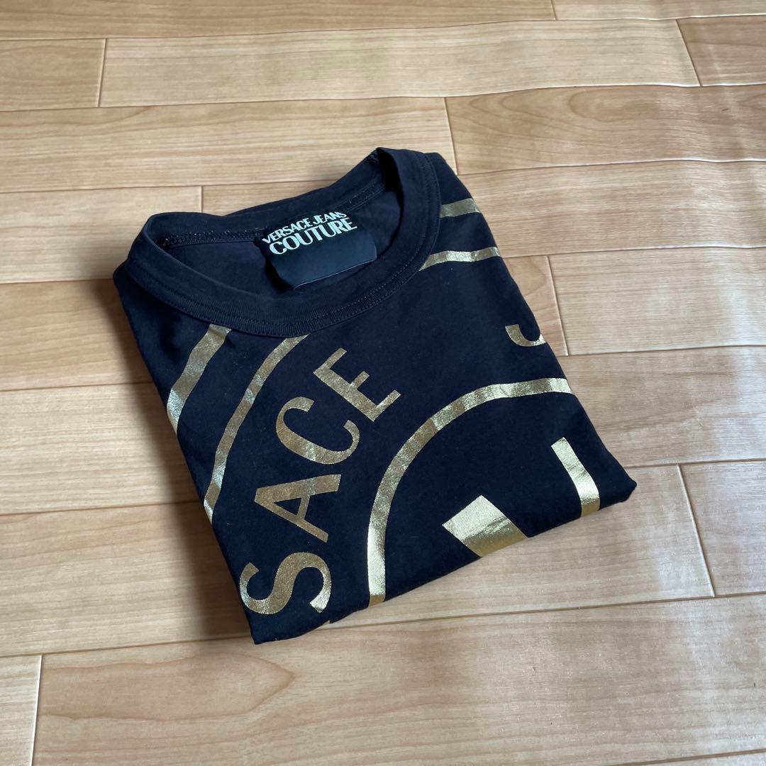 VERSACE ヴェルサーチ　ゴールド　Tシャツ