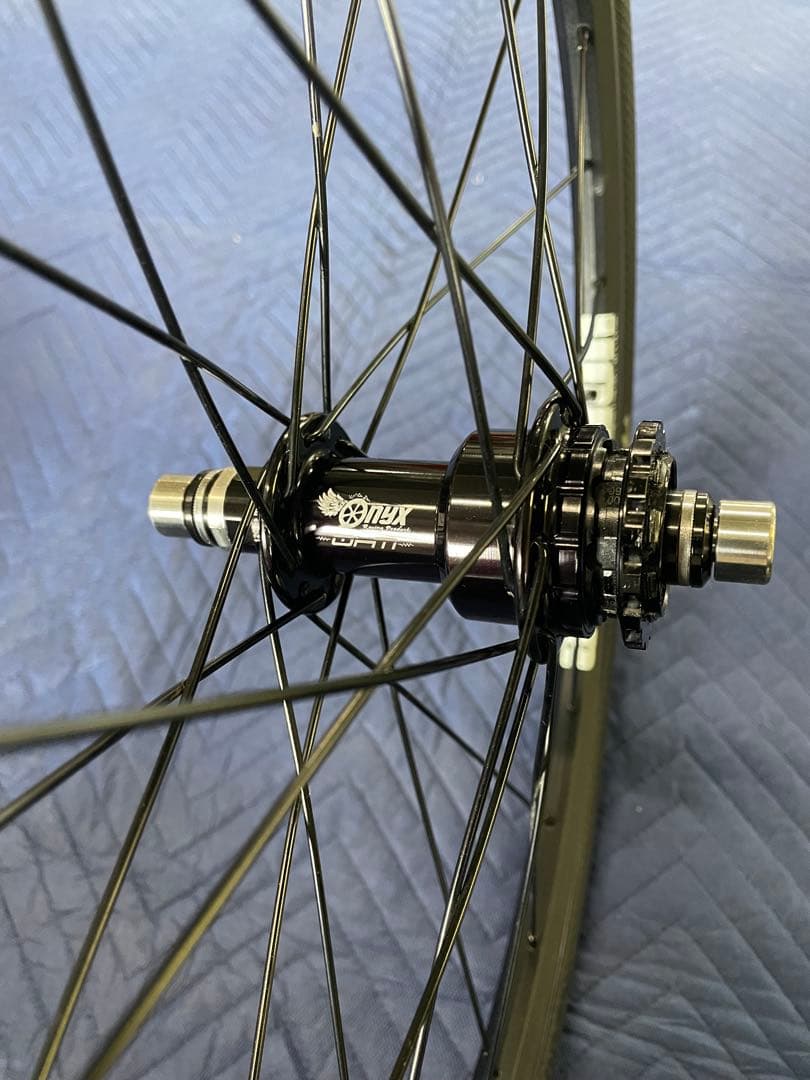 BMX レーシング　レーサー　レース　onyx オニキスハブ　ホイール　リム