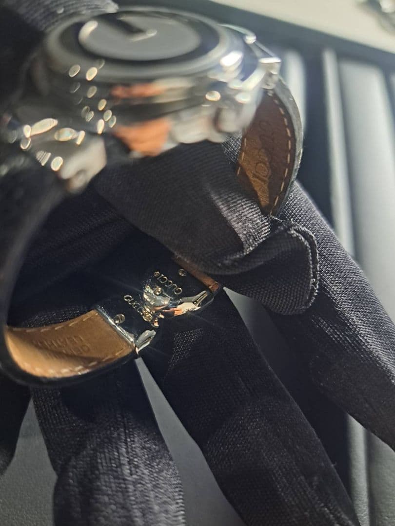 E*y様 GUCCI 時計 レディース バングル