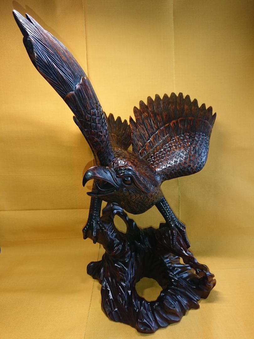 【美品】大型　鷹　鳶　木彫　彫刻　置物　インテリア　工芸品　美術品　A1117