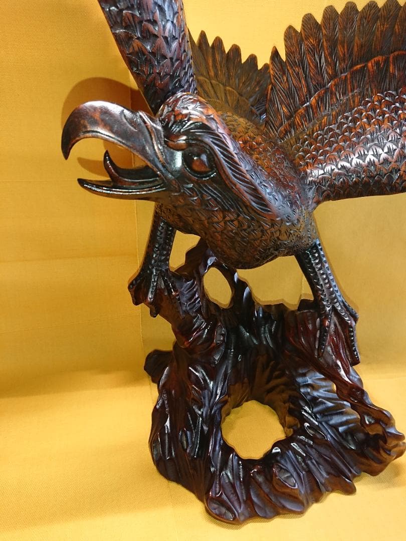 【美品】大型　鷹　鳶　木彫　彫刻　置物　インテリア　工芸品　美術品　A1117