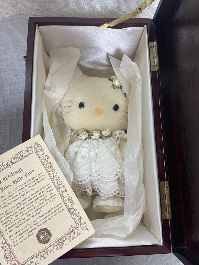 ハローキティ25周年希少限定500体ハーマン社サンリオ 箱 証明書付