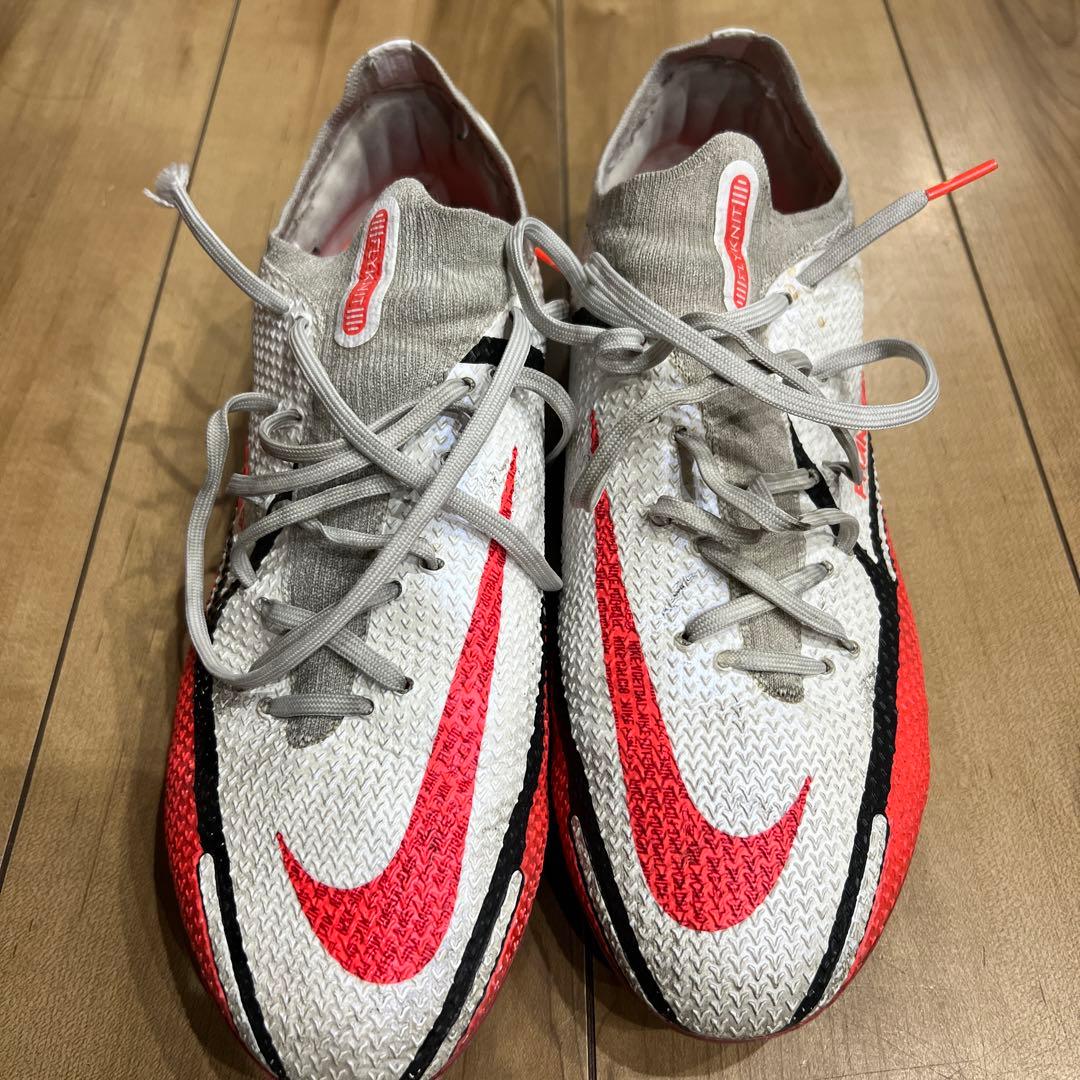 Nike Phantom GT スパイクシューズ ホワイト/レッド