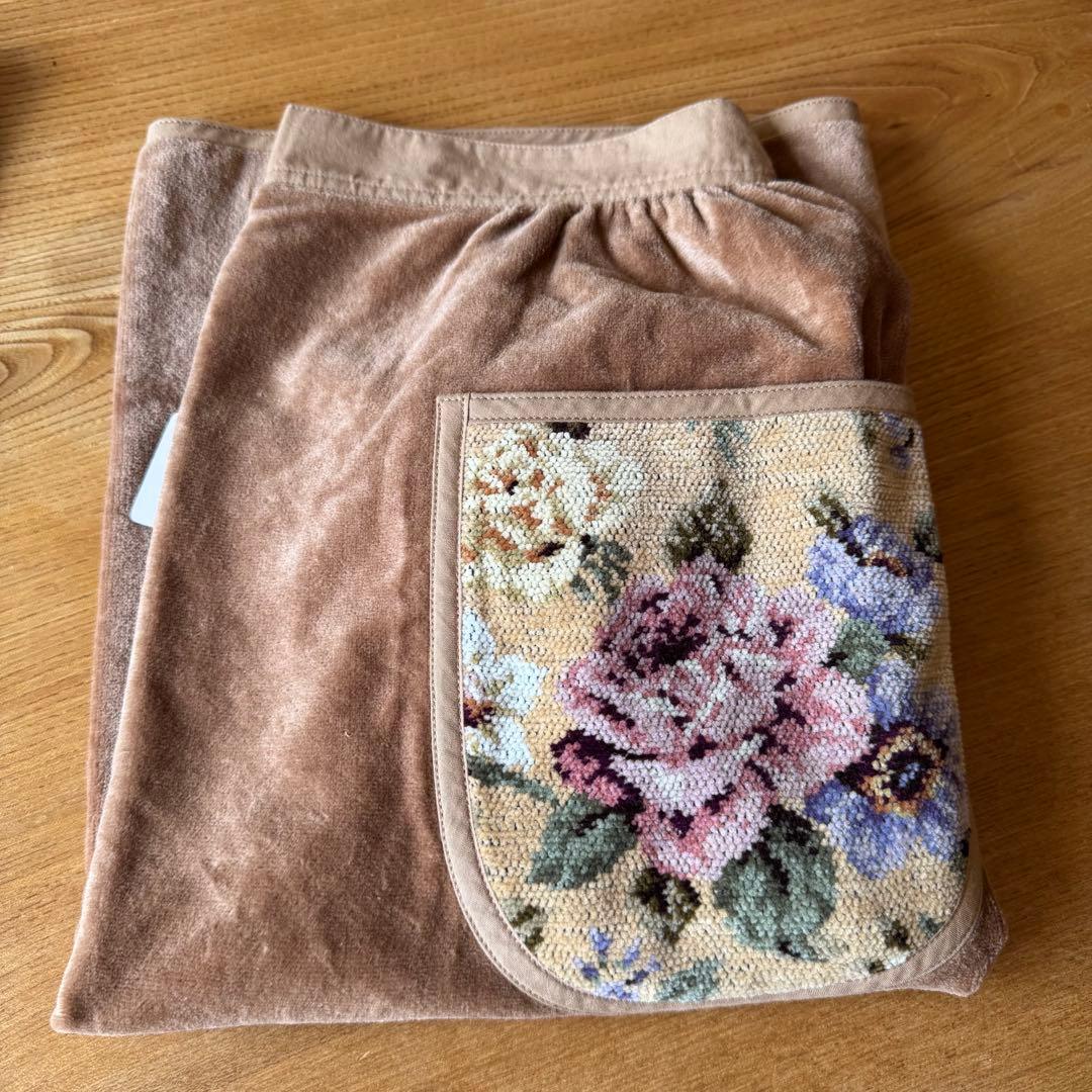 【新品未使用】Hotman ホットマン　サロンエプロン　ローズ柄　シェニール織