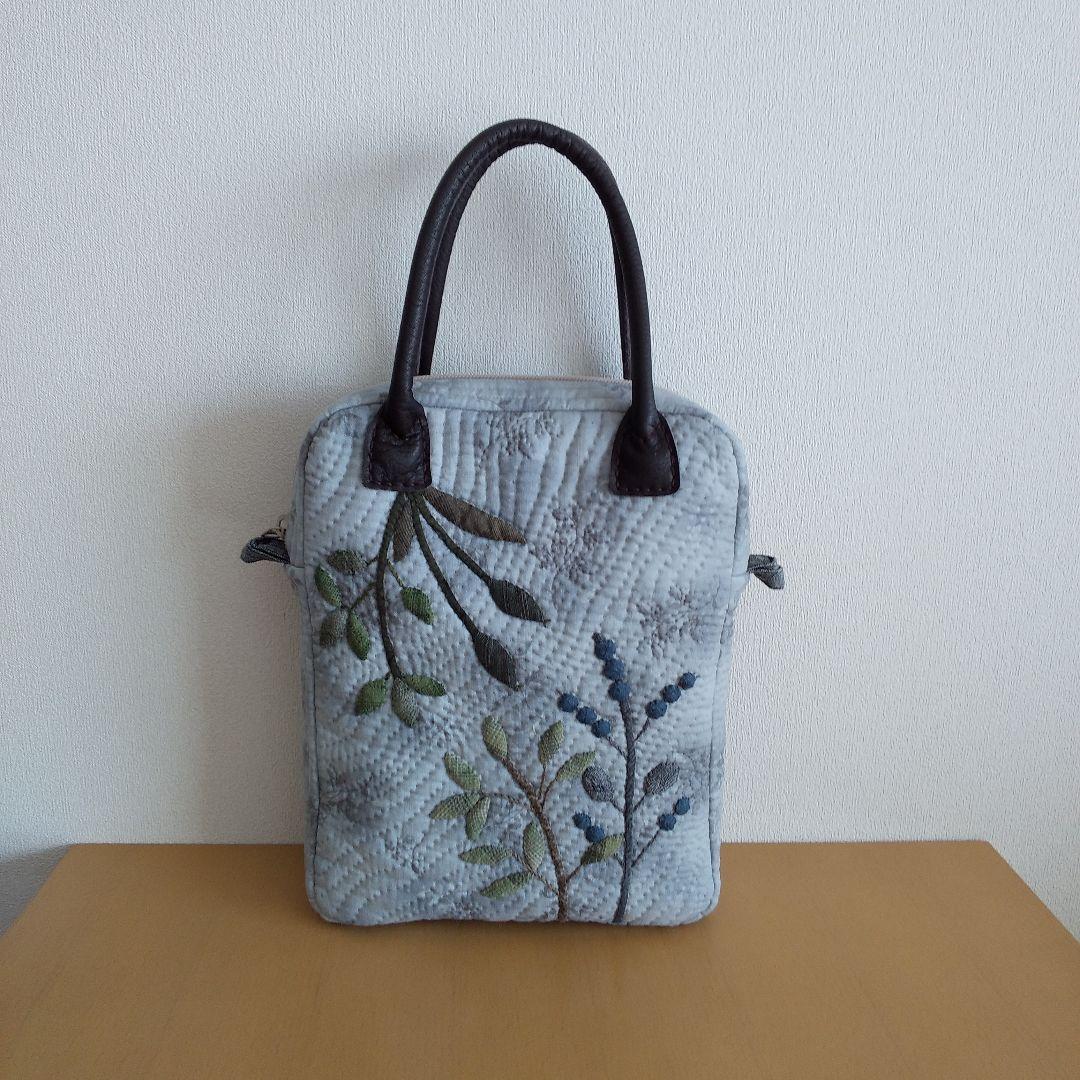 パッチワークキルト　バッグ　ハンドメイド