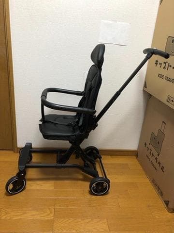 【未使用訳あり】キッズトラベルベビーカー　ブラック　Z12