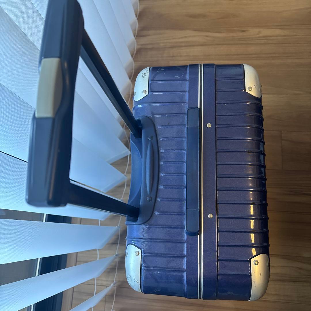 美品！リモワ　ネイビー ハードシェル キャリーカート